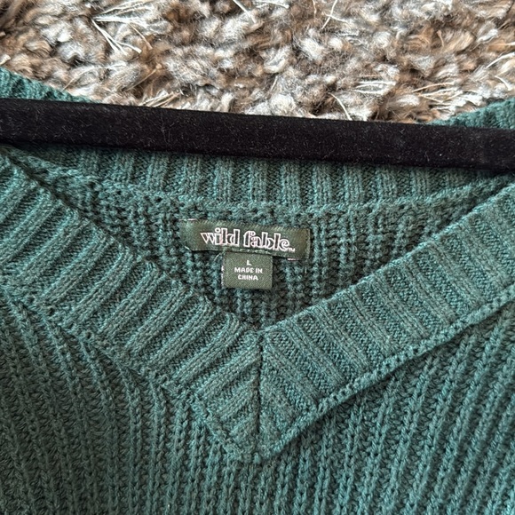 Green Ribbed Women's Sweater - Picture 3 of 3